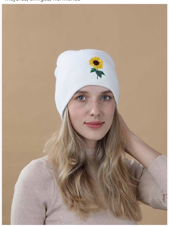 Bavace Accessories - White Sunflower Knit Beanie - Women's Hat